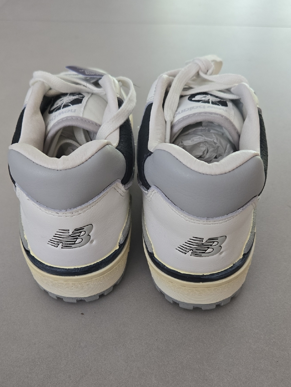 NWT! New Balance 550 Sneakers "Vintage Pack Concrete" Colorway Size 8 (Men) - Picture 6 of 10